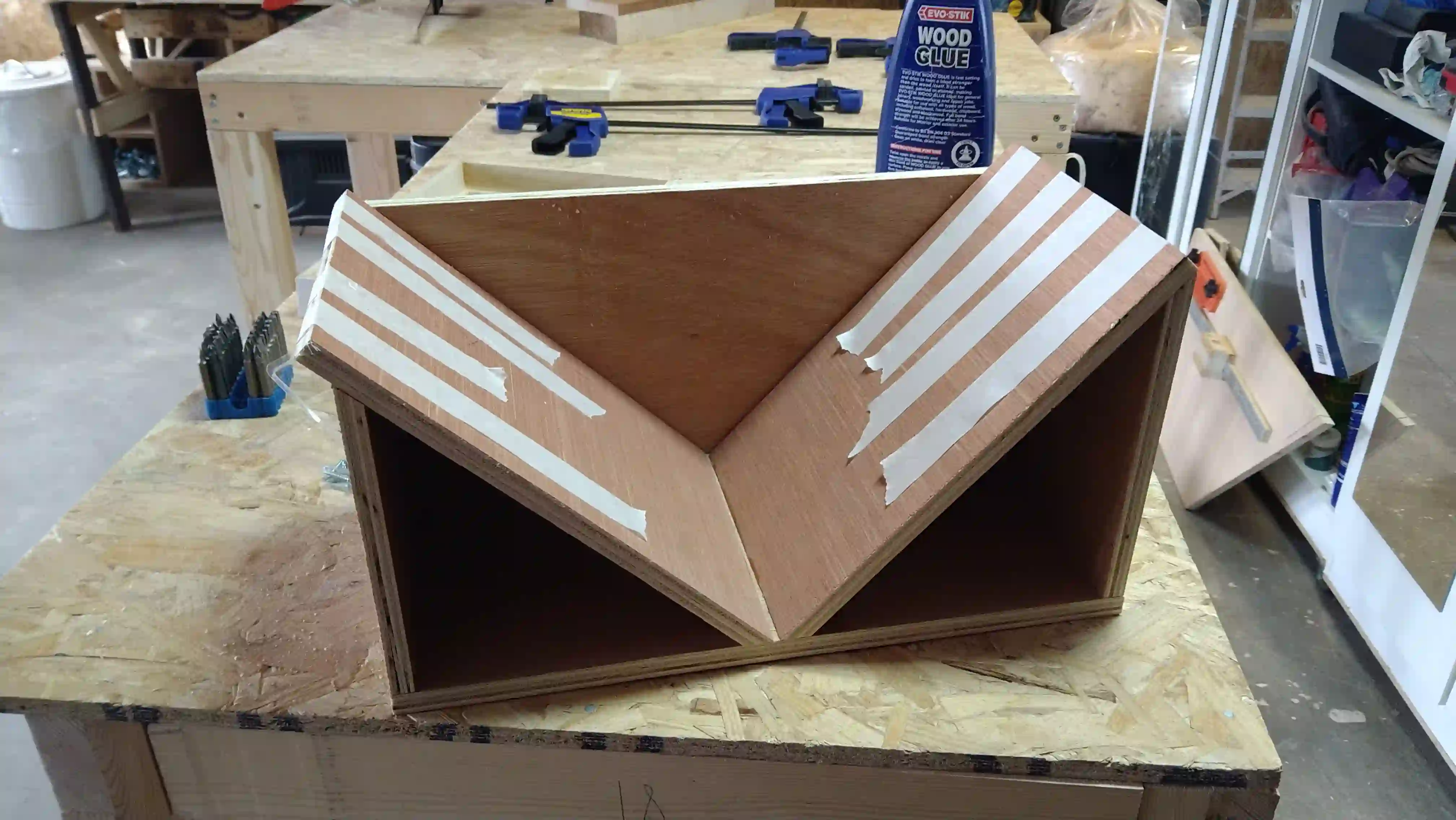 A plywood spline jig